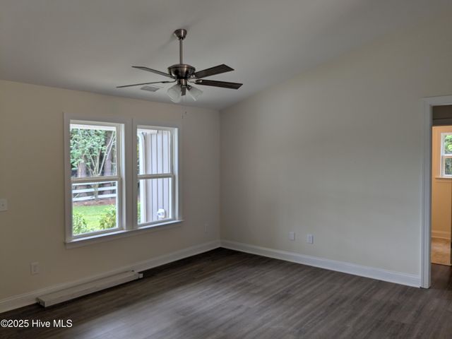 9441 N Us Hwy 117, Willard, NC 28478