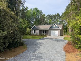 9441 N Us Hwy 117, Willard, NC 28478