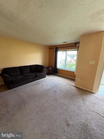 3071 HEATHCOTE RD, Waldorf, MD 20602