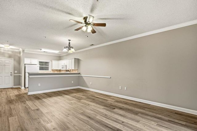 302 Kiskadee Loop Unit B, Conway, SC 29526