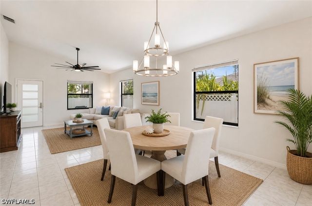 594 108th AVE N, Naples, FL 34108