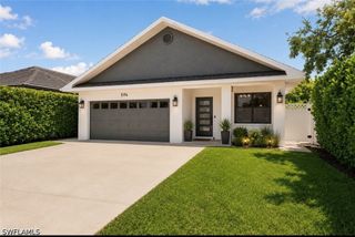 594 108th AVE N, Naples, FL 34108