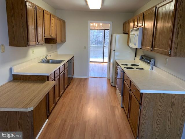 468 LYNETREE DR, West Chester, PA 19380