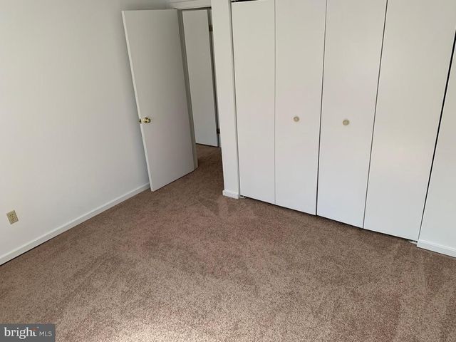 468 LYNETREE DR, West Chester, PA 19380