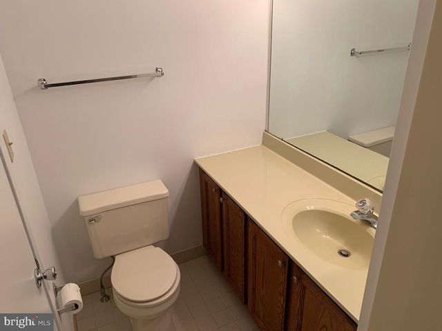 468 LYNETREE DR, West Chester, PA 19380