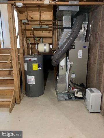 468 LYNETREE DR, West Chester, PA 19380