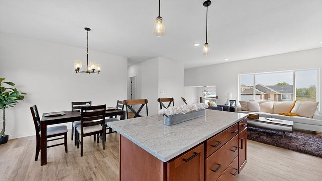 239 Stonelake Drive SE, Rochester, MN 55904