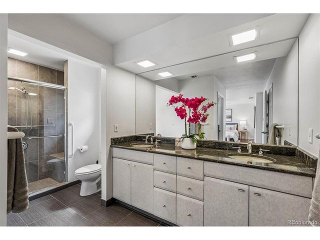 2222 S Dallas St, Denver, CO 80231