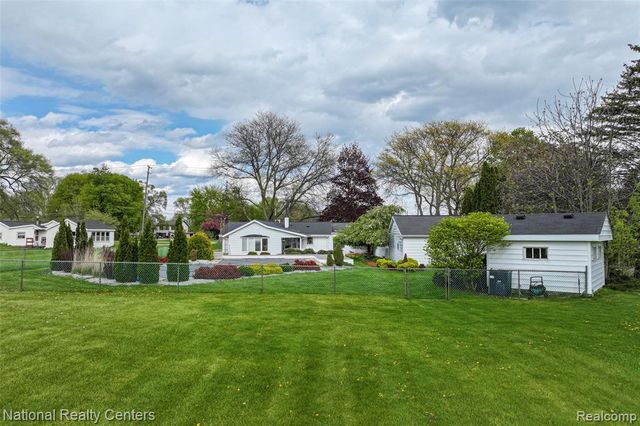 4347 N Gale Road, Davison, MI 48423