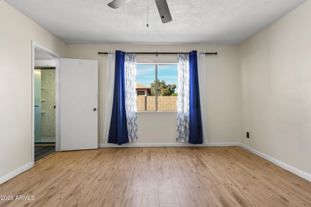 5912 W EVANS Drive, Glendale, AZ 85306