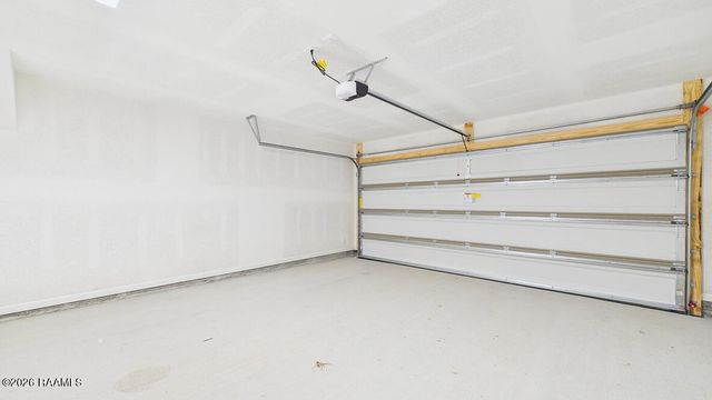 164 Cottage Cove Drive, Maurice, LA 70555