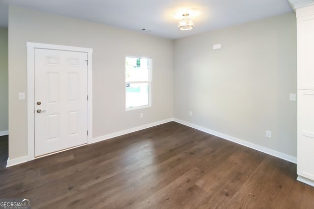 201 Duck Walk Way, Hogansville, GA 30230