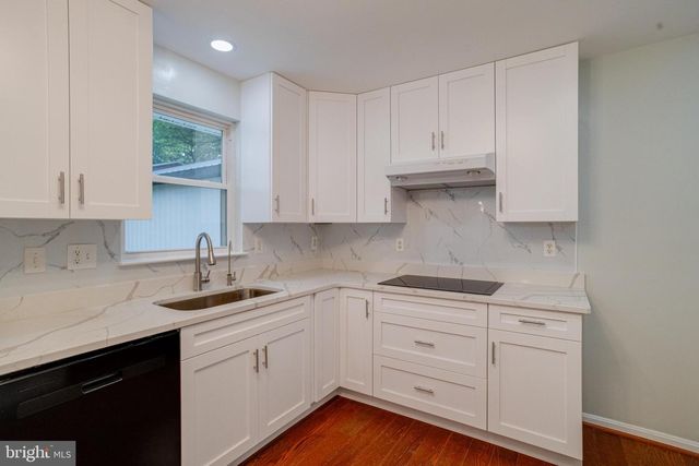 7002 BRISTOL PL, Sykesville, MD 21784