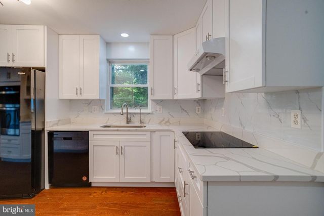 7002 BRISTOL PL, Sykesville, MD 21784