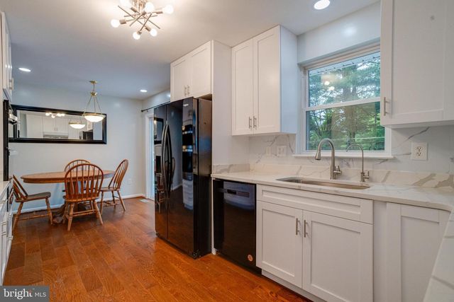 7002 BRISTOL PL, Sykesville, MD 21784