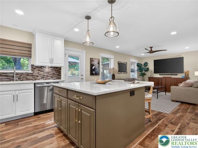 4180 Newport Drive, Upper Milford Twp, PA 18049