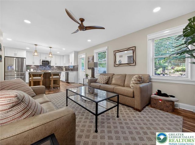 4180 Newport Drive, Upper Milford Twp, PA 18049