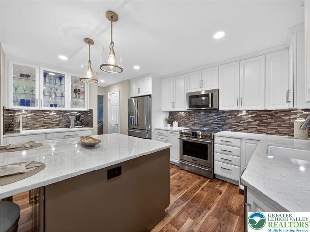 4180 Newport Drive, Upper Milford Twp, PA 18049