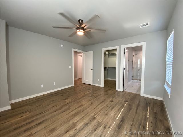 303 S Atoka Avenue, Coweta, OK 74429