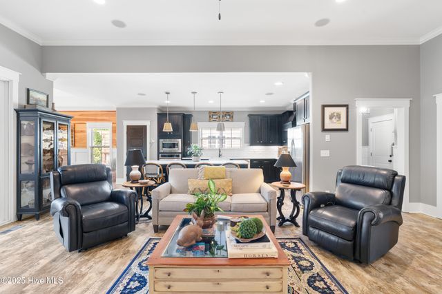 105 Helmsman Drive, Wilmington, NC 28412