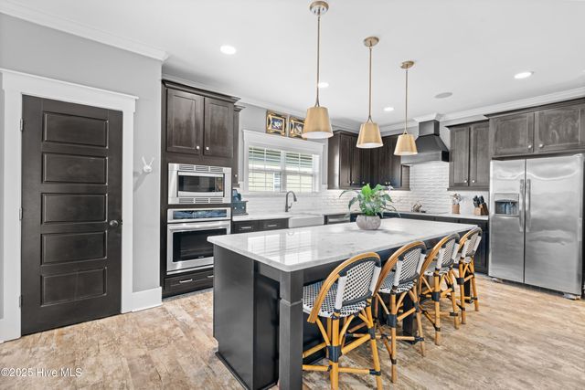 105 Helmsman Drive, Wilmington, NC 28412