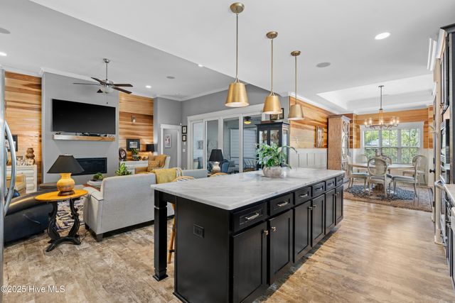 105 Helmsman Drive, Wilmington, NC 28412