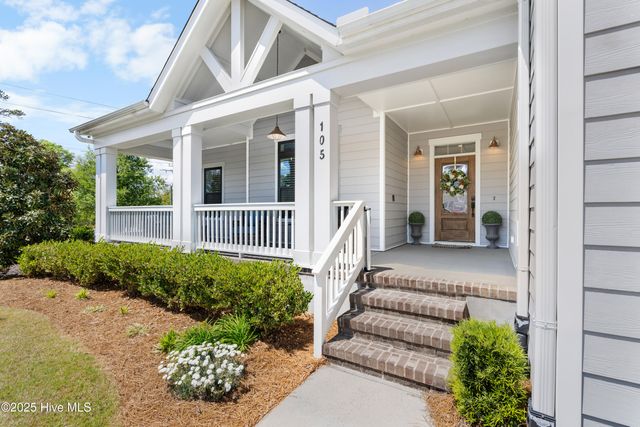 105 Helmsman Drive, Wilmington, NC 28412