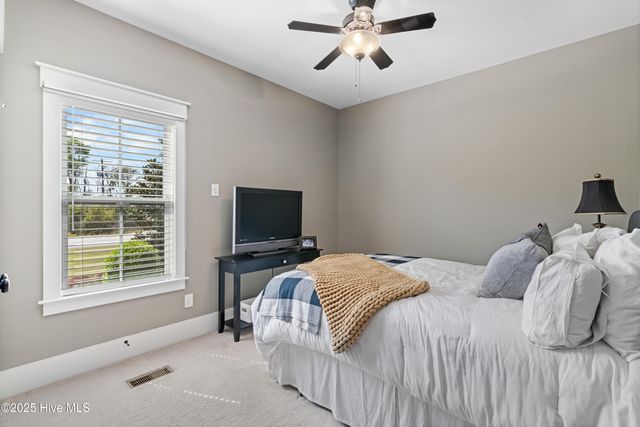 105 Helmsman Drive, Wilmington, NC 28412