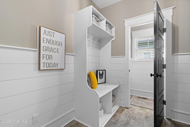 105 Helmsman Drive, Wilmington, NC 28412