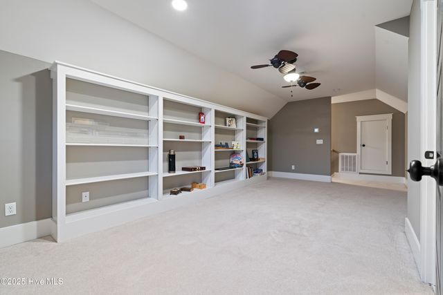 105 Helmsman Drive, Wilmington, NC 28412