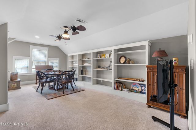 105 Helmsman Drive, Wilmington, NC 28412