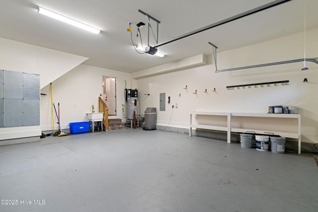 105 Helmsman Drive, Wilmington, NC 28412