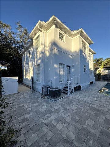 2802 W MORRISON AVENUE, Tampa, FL 33629