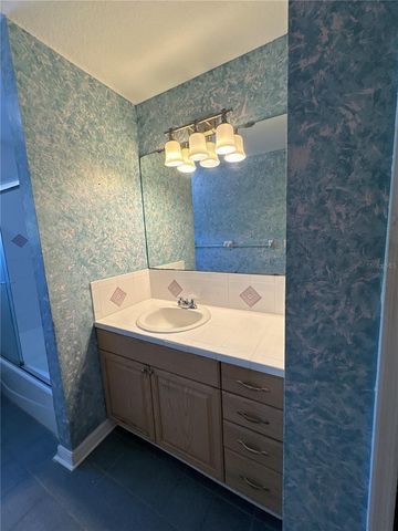 2802 W MORRISON AVENUE, Tampa, FL 33629