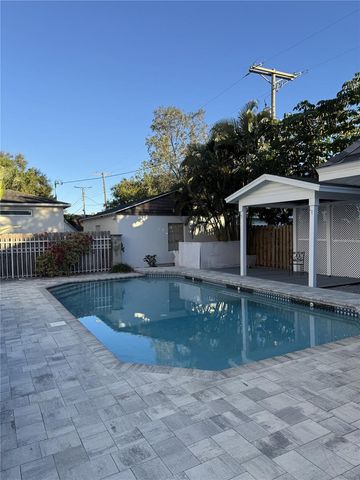 2802 W MORRISON AVENUE, Tampa, FL 33629