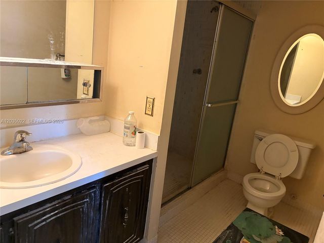 1655 NE 115th Street 29B, Miami, FL 33181