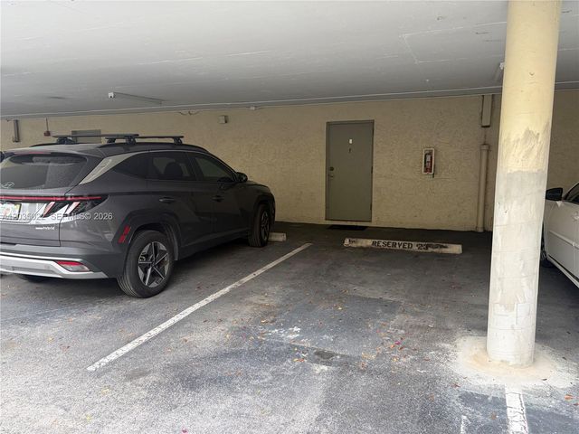 1655 NE 115th Street 29B, Miami, FL 33181