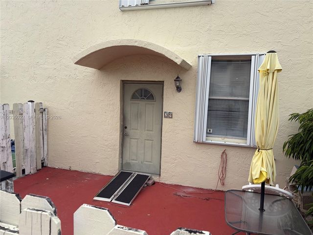 1655 NE 115th Street 29B, Miami, FL 33181