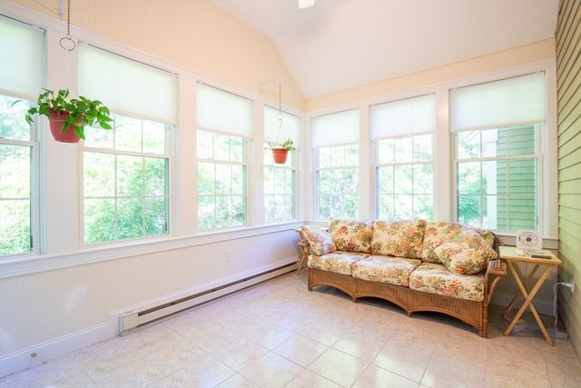 5 Lane Farm Drive 5, Bedford, MA 01730