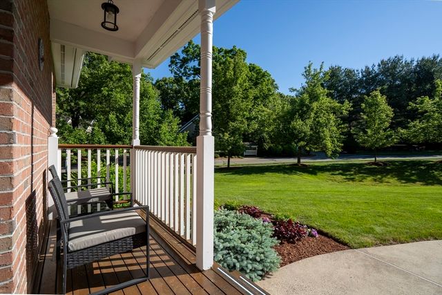 5 Lane Farm Drive 5, Bedford, MA 01730
