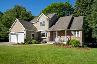 5 Lane Farm Drive 5, Bedford, MA 01730