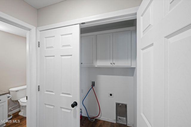 13 Cascade Lane, Delta, OH 43515