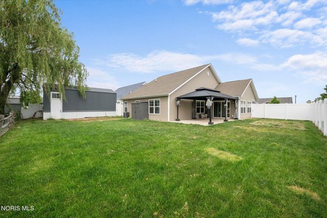 13 Cascade Lane, Delta, OH 43515