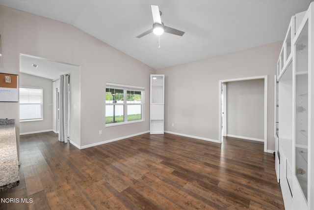 13 Cascade Lane, Delta, OH 43515