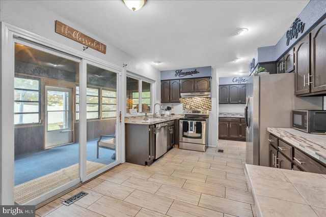 11 CHADWICK AVE, Marlton, NJ 08053