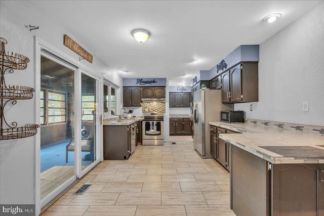 11 CHADWICK AVE, Marlton, NJ 08053