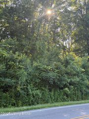 8410 Arnoldtown Rd, Louisville, KY 40214