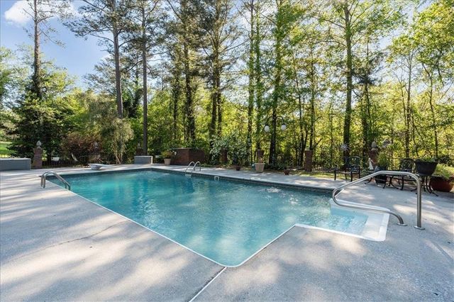 80 Highland Drive, Tallapoosa, GA 30176