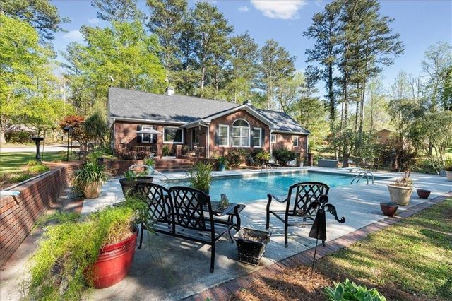 80 Highland Drive, Tallapoosa, GA 30176