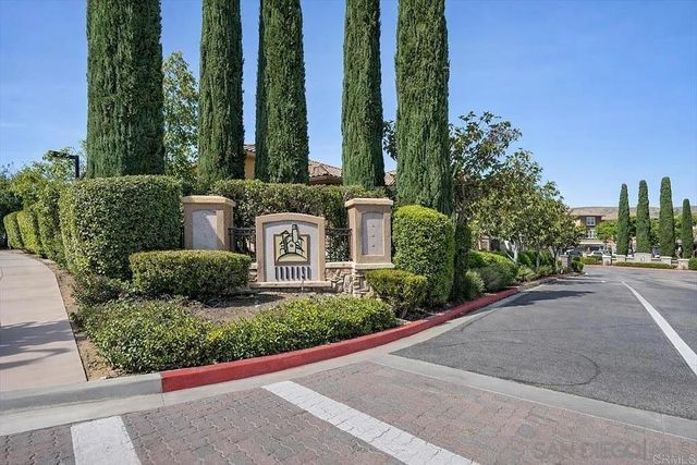 17 Via Montisi, Santee, CA 92071